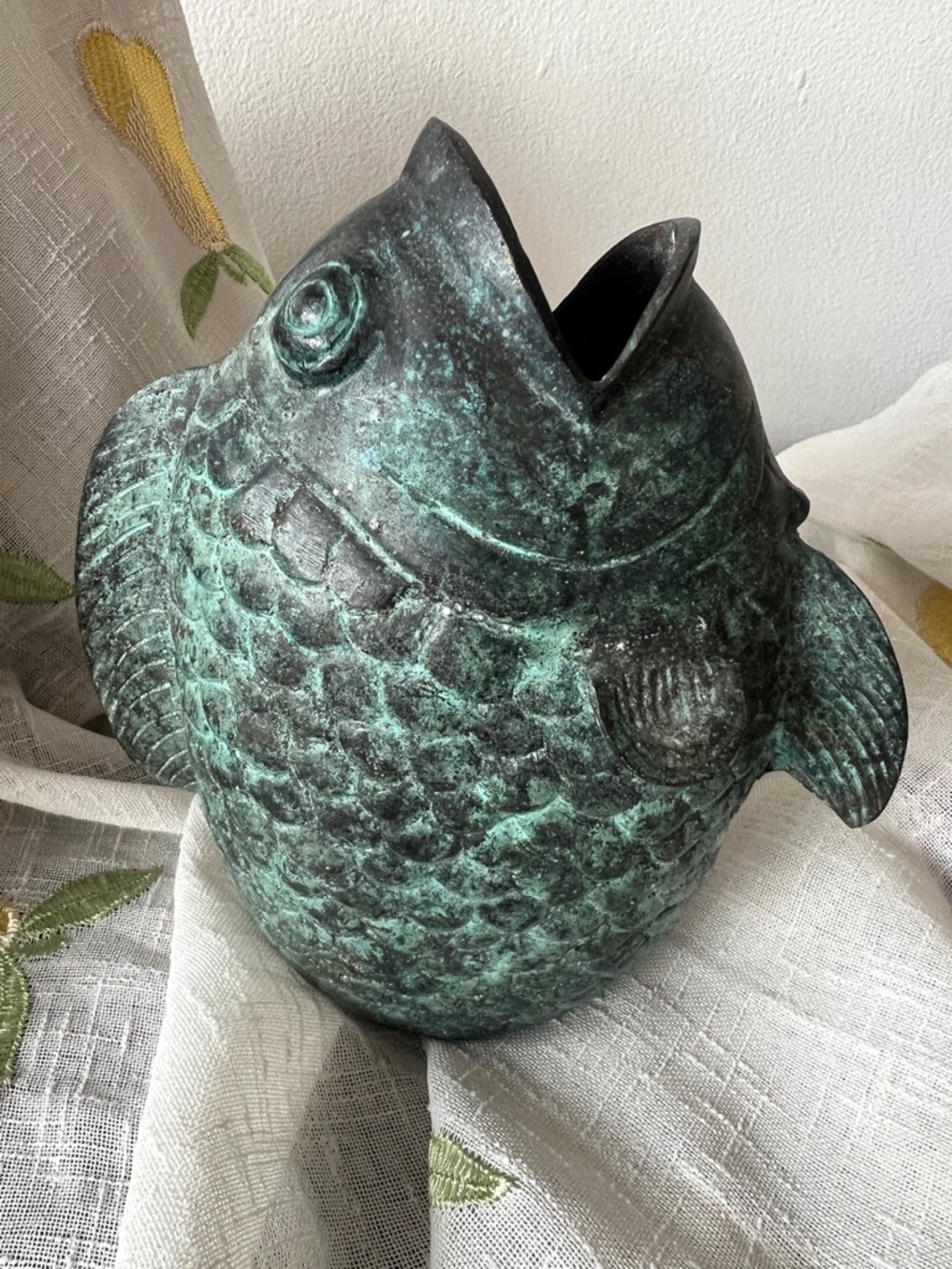 Vintage Asian Bronze Koi Fish Vase - Picture 3 of 7
